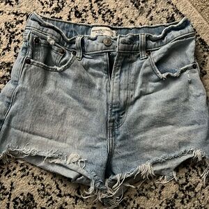 Abercrombie & Fitch High Rise Mom Short | 25 | 0